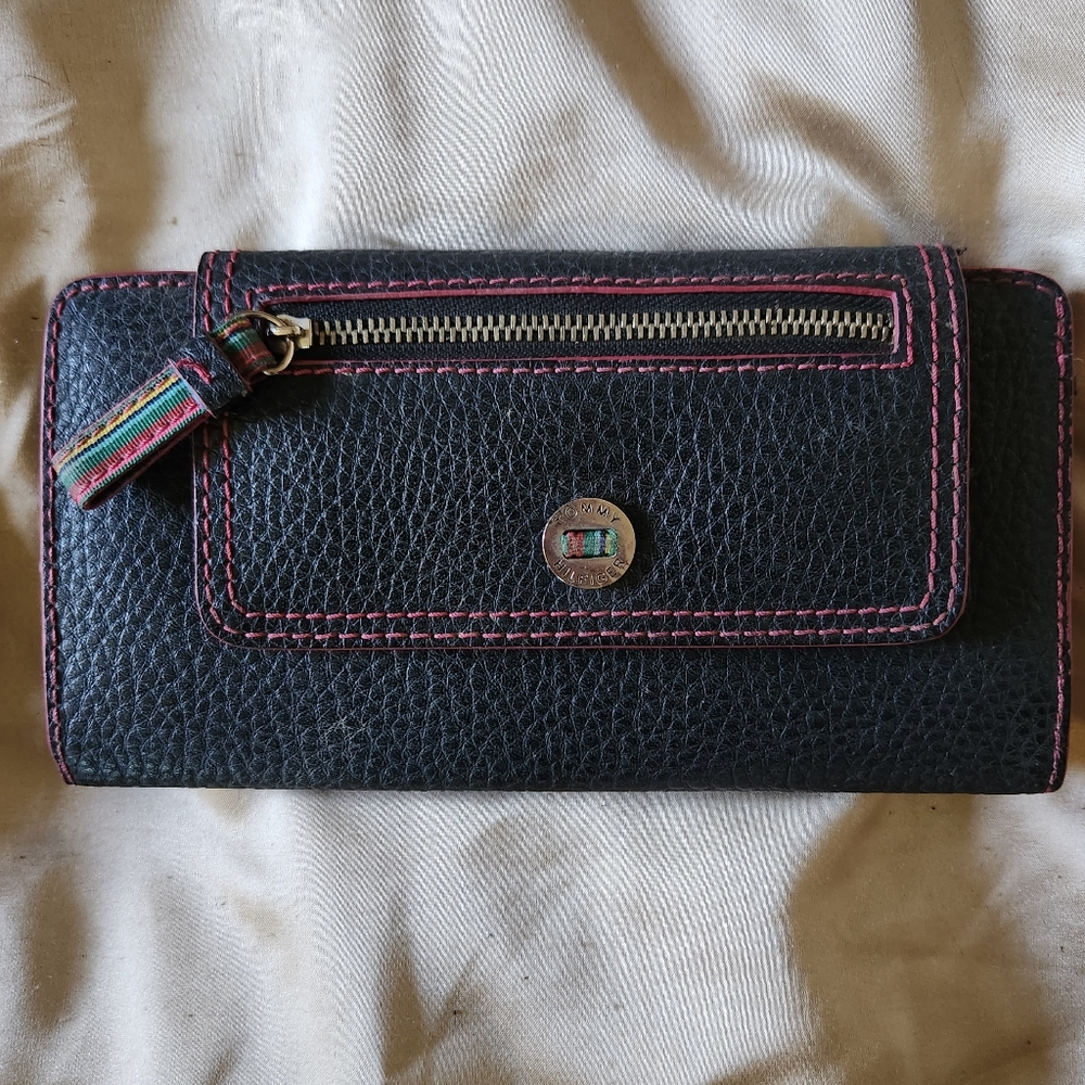 Tommy Hilfiger Black Leather Wallet